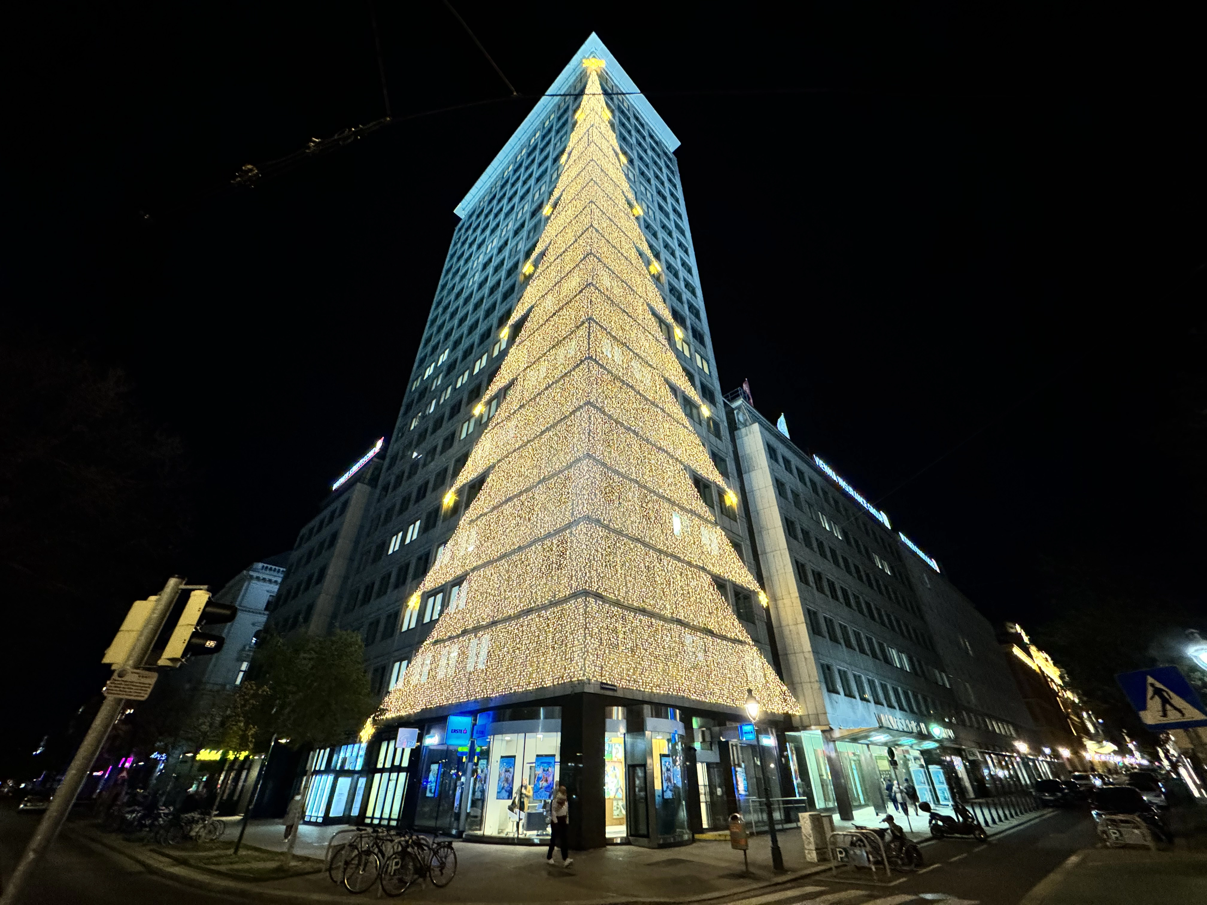 Christmas Tree at Ringturm 2023